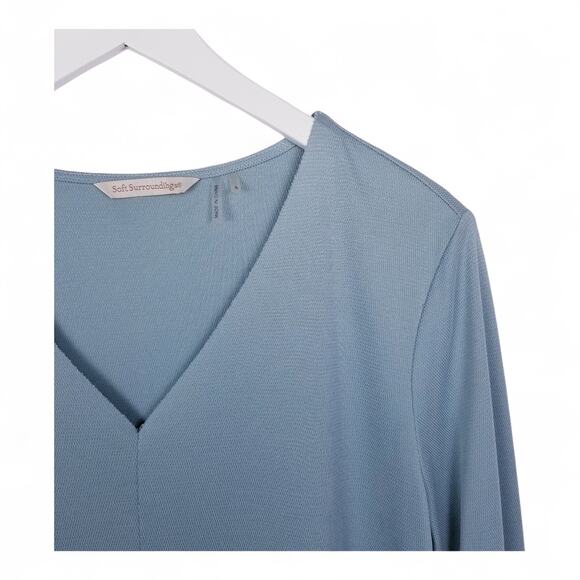 SOFT SURROUNDINGS Deep V-neck Style #28920 Modal Blend Raw Hem Tunic - Size S - Picture 3 of 5
